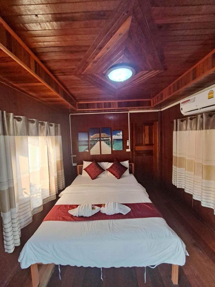 Chomduen Phu Kao Resort Non Sang Chambre photo